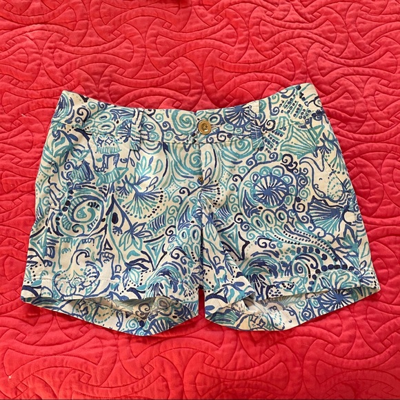 Lilly Pulitzer Shorts ✨✨ - Picture 1 of 3